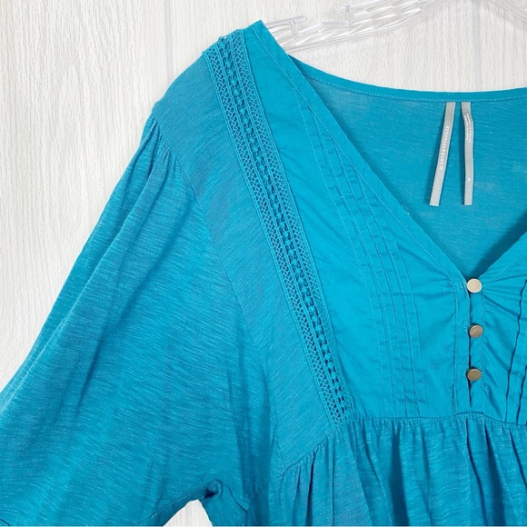 Anthropologie | Kaye Pintucked Babydoll Bell Sleeve Top Blouse Teal Size Medium - Picture 14 of 14